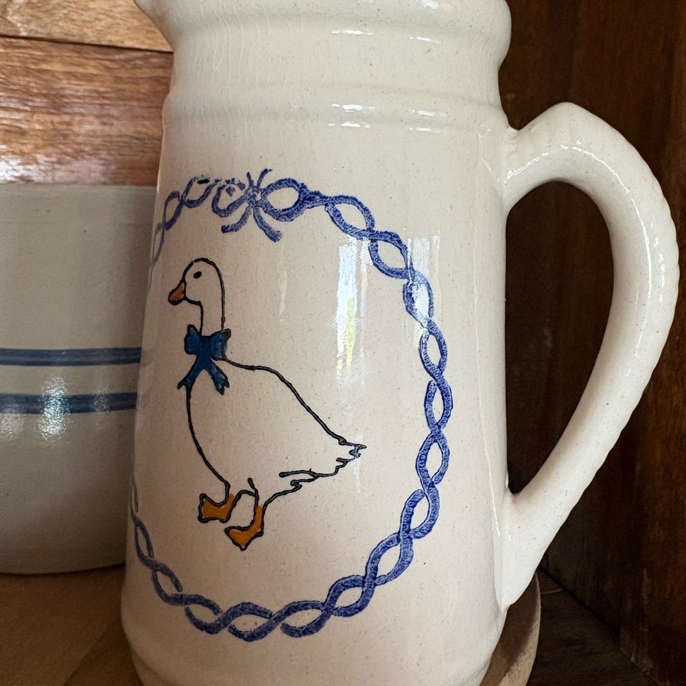 Vintage Cream Goose Pitcher Vase πͺΏ - Picture 2 of 5